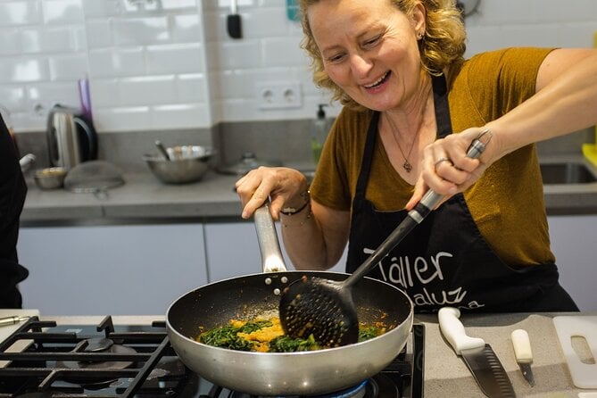 Spanish Cooking Class and Dinner in Seville - Enjoying Valencian Paella
