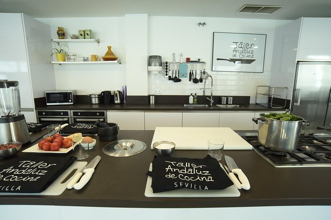 Spanish Cooking Class & Triana Market Tour in Seville - Meeting Point and Schedule