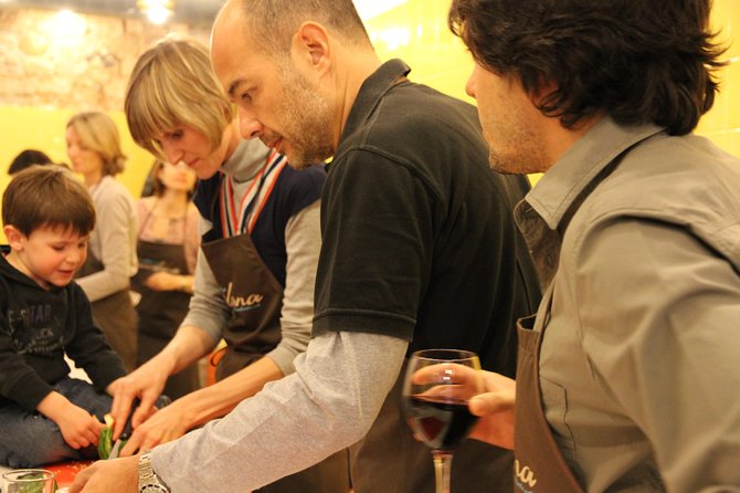 Spanish Culinary Experience: Paella & Tapas Cooking Class - Review Highlights