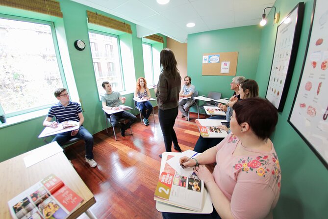 Spanish Group Course in Barcelona, Spain: 20 Lessons - Key Points