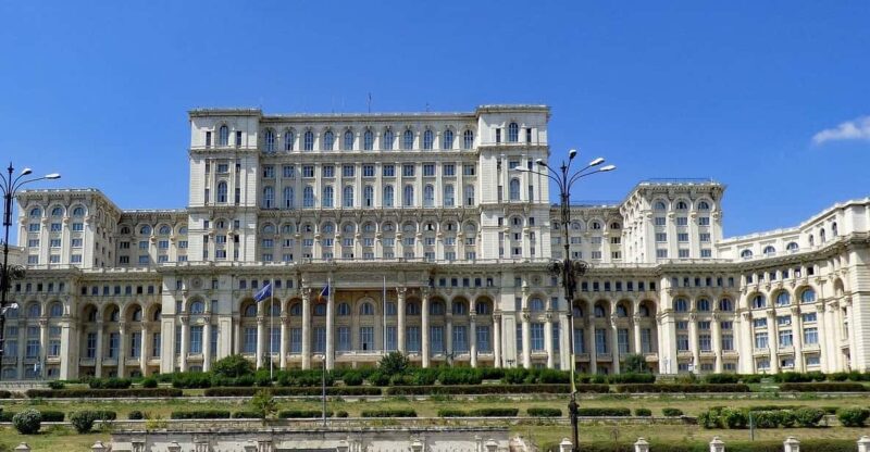 Spanish Guided Tour at the Palace of Parliament in Bucharest - Key Points
