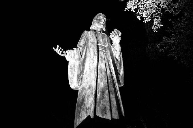 Spanish Moss Haunted Savannah Pub Crawl - Hearing Ghost Stories