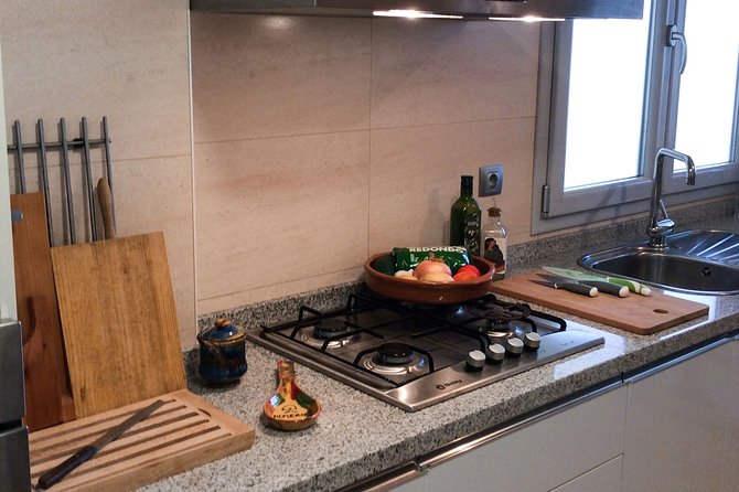 Spanish Paella Private Online Cooking Class - Hosts Commitment to Quality