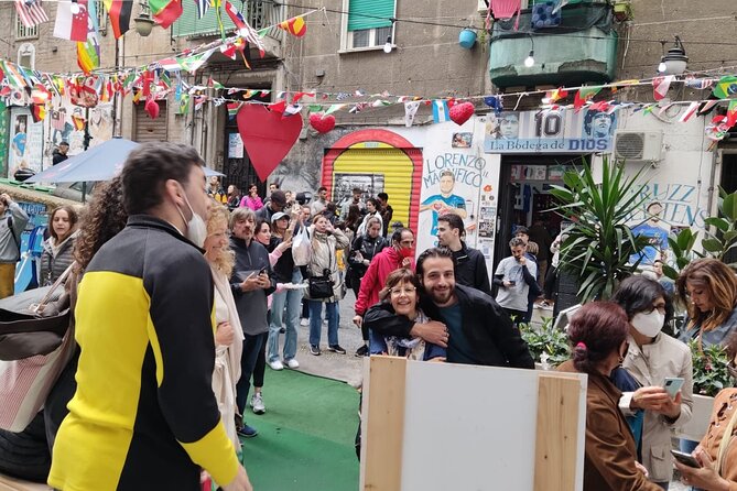 Spanish Quarters, to Discover Folklore, Artisans, and Local Life - Accessibility and Participation