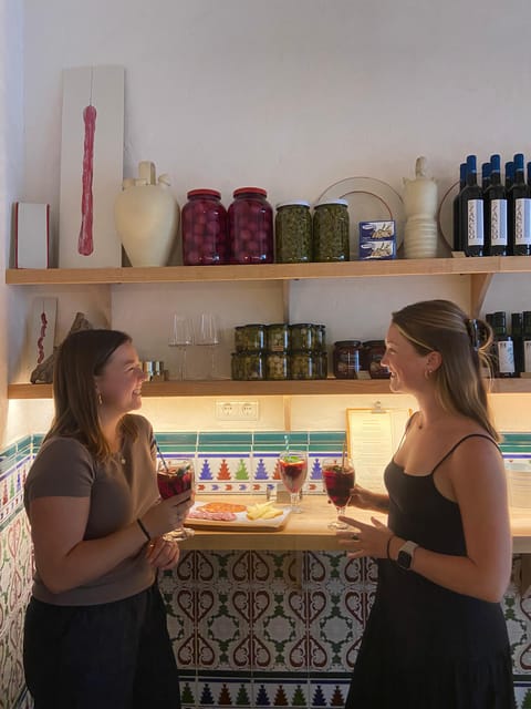 Spanish Sips and Bites: Discovering Sangria and Ibérico - Immerse in Ibérico Delight