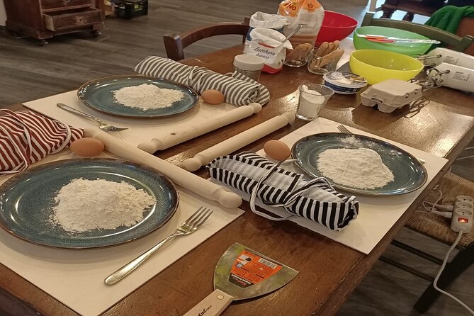 Spanish Steps Rome Cooking Class: Make Pasta & Tiramisu With Wine - Instructor Expertise and Experience