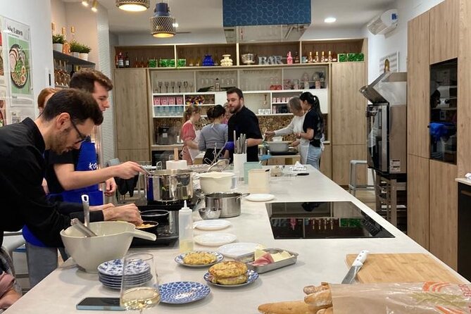 Spanish Tortilla Cooking Class - About Kookin Donosti