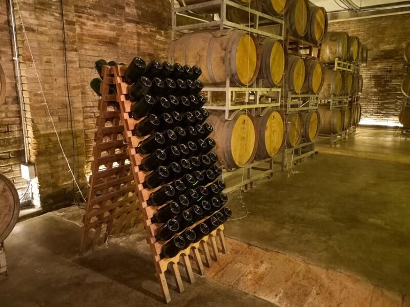 Sparkling Wine Tour and Premium Tasting + Private Transport - Itinerary