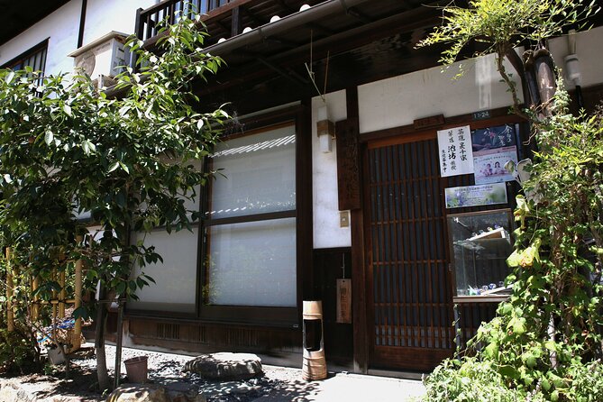 Special Ikebana Experience Guided by an Ikebana Master, Mrs. Inao - Activity Duration and Ending Location