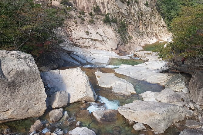 Special Private Tour Mt. Seorak, Gwongeum Fortress, Naksan Beach - Meeting and Pickup