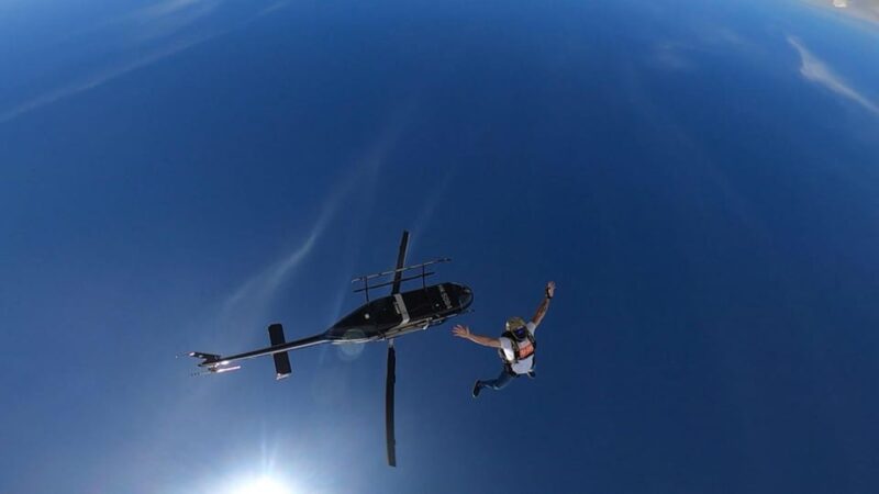 Spectacular Skydiving From Medellin - Key Points