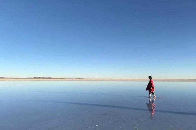 Spectacular Sunset in Uyuni Salt Flats From Uyuni - Capturing the Sunset Moment