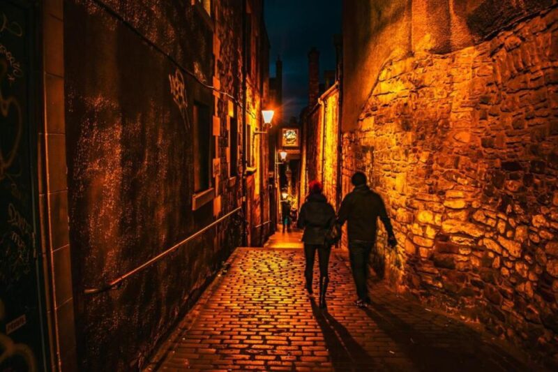Spectral Encounters: Edinburgh's Ghostly Trail - Key Experiences