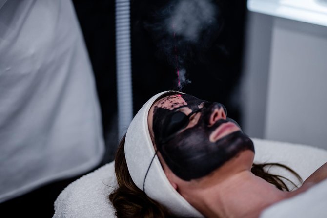 Spectral Peeling Laser Black Doll in Bemerode - About Your Stay