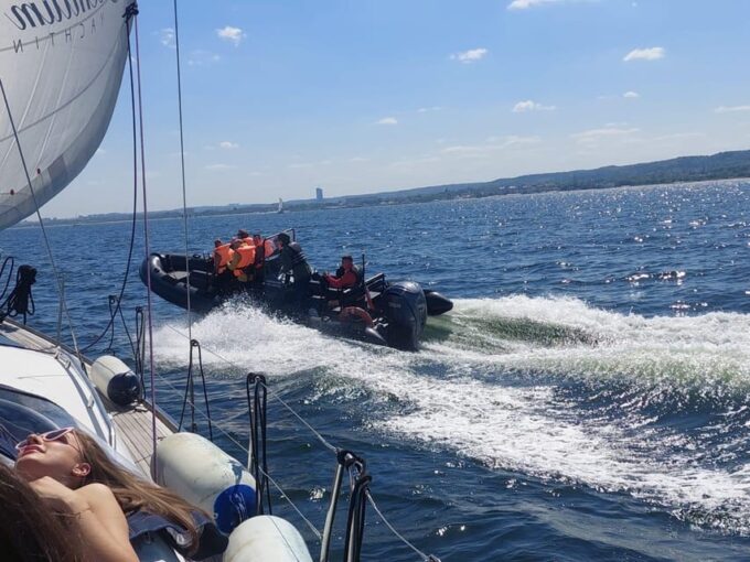 Speed Boat Half Hour Trip in Sopot. Speed up to 100 Km/H - Group Size and Capacity