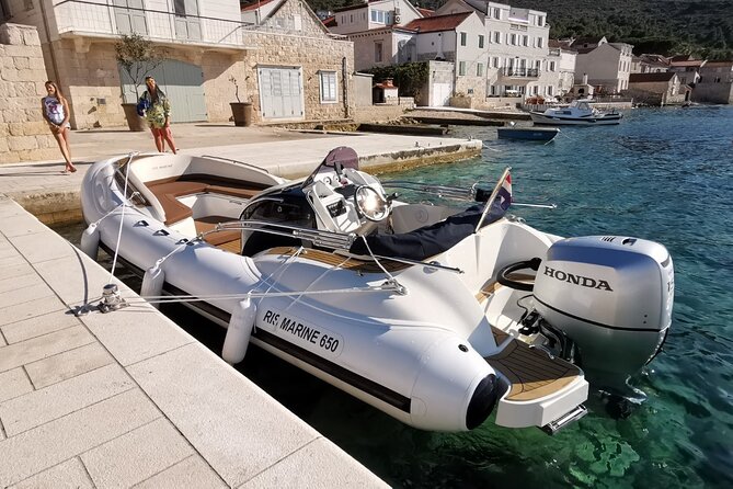 Speedboat Guided Tour to Ugljan, Osljak & Galevac - Meeting and Pickup