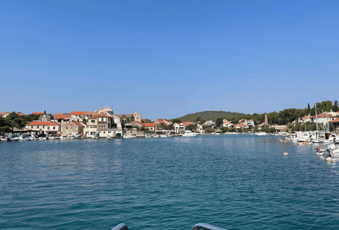 Speedboat Panorama Excursion Brac Povlja - Makarska Tour 1 - Customer Satisfaction Ratings