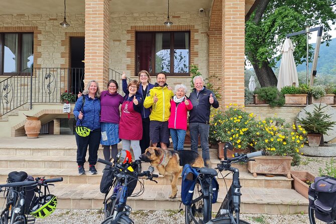 Spello E-Bike Tour With Lunch and Wine Tasting! - Fitness Level and Accessibility