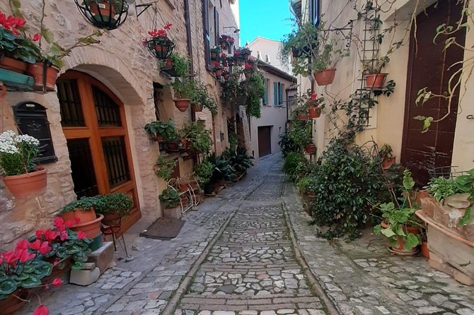 Spello Private Walking Tour With an Official Guide - Inclusions and Whats Covered
