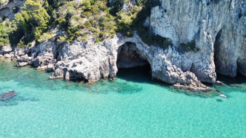 Sperlonga: Private Blue Grotto Boat Tour - Key Points