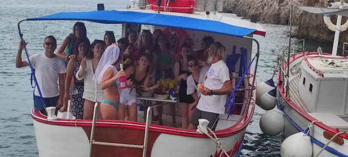 Sperlonga: Private Cruise to Discover the Seven Beaches - Gulf of Gaeta