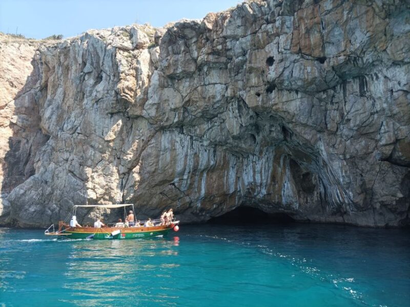 Sperlonga: Private Tour in The Blue Grotto - Itinerary Highlights
