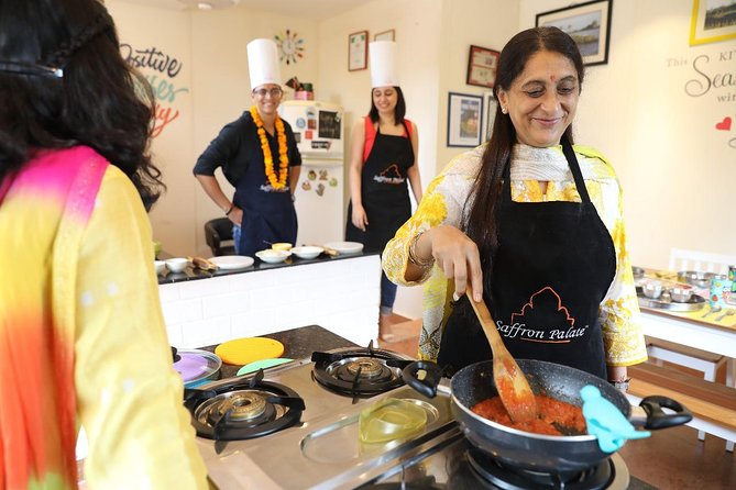Spice Knight - Market Walk With Indian Food Class - Getting to the Meeting Point