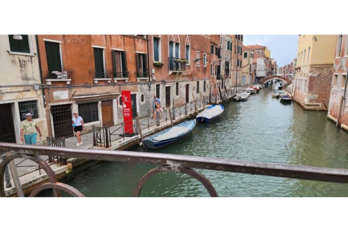 Spider-Man, the Tourist & All Movie Locations in Venice - Tour Customization Options