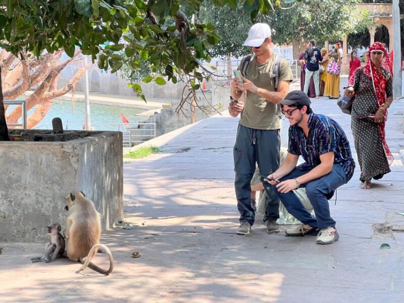 Spiritual City Walking Tour -The Pushkar Route - Key Points