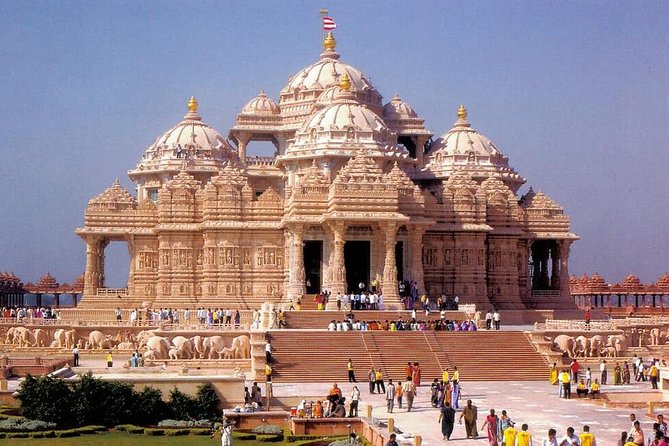 Spiritual Delhi Temples Full-Day Private Guided Tour - Dress Code and Accessibility