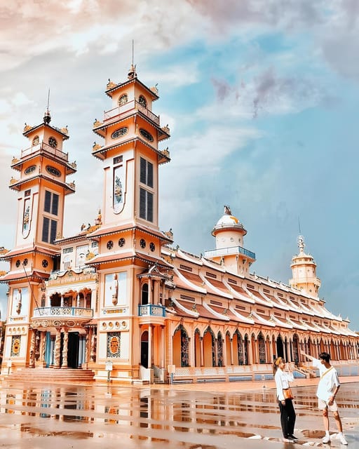 Spiritual Journey: Cao Dai and Ba Den Mountain Group Tour - Scenic Cable Car Ride