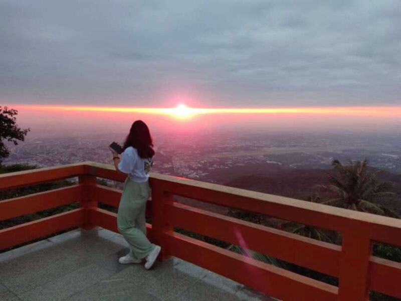 Spiritual Sunrise: Wat Doi Suthep, Pha Lat, Alms &Meditation - Itinerary Highlights