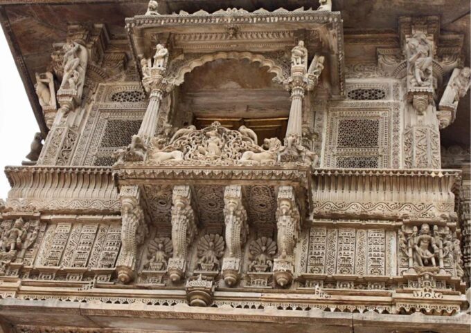 Spiritual Trails of Ahmedabad (2 Hours Guided Tour) - Revered Temples