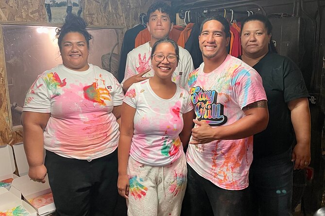 Splatter Art Paint Studio Experience in Hawaii - Meeting and Pickup