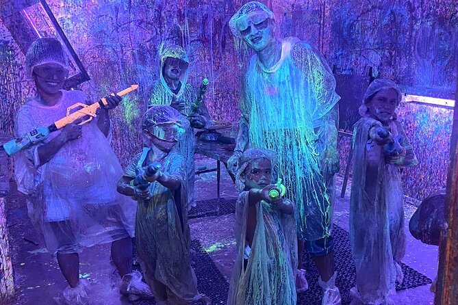Splatter Art Paint Studio Experience in Hawaii - Preparing for the Experience