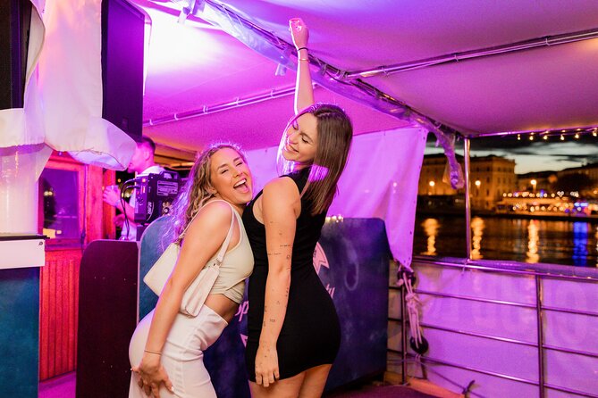 Split After Dark - Boat Crawl With Free Shots & VIP Club Access - Preparing for an Unforgettable Night