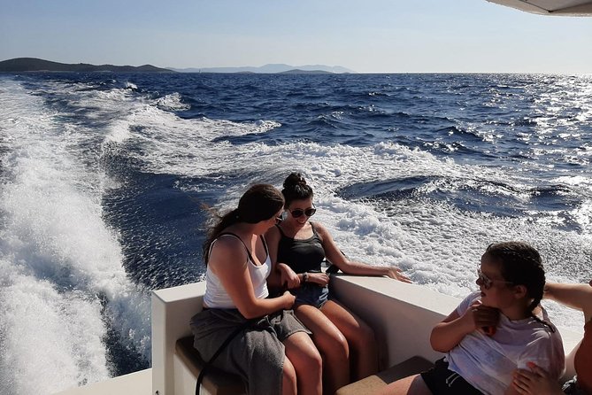 Split Airport to Hvar by Private Boat For 12 - Booking and Payment