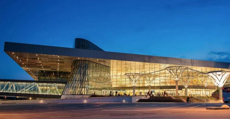 Split Airport(Sveti Jeronim) to Trogir Marinas/ Hotels - Experience Highlights