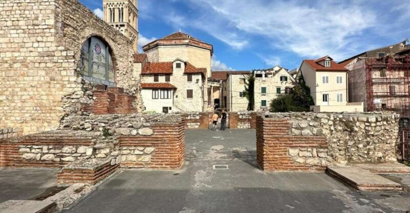 Split and Diocletians Palace Walking Tour With a Local Guid - Tour Experience