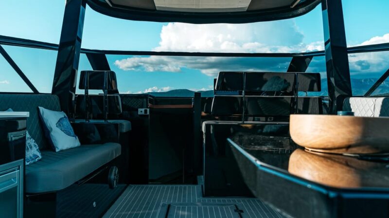 Split and Surrounding Area: One-Day Boat Trips on the Colnago 35 Open - Communication and Support