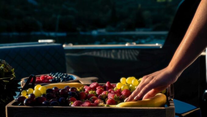 Split and Surrounding Area: One-Day Boat Trips on the Colnago 35 Open - Boat and Amenities