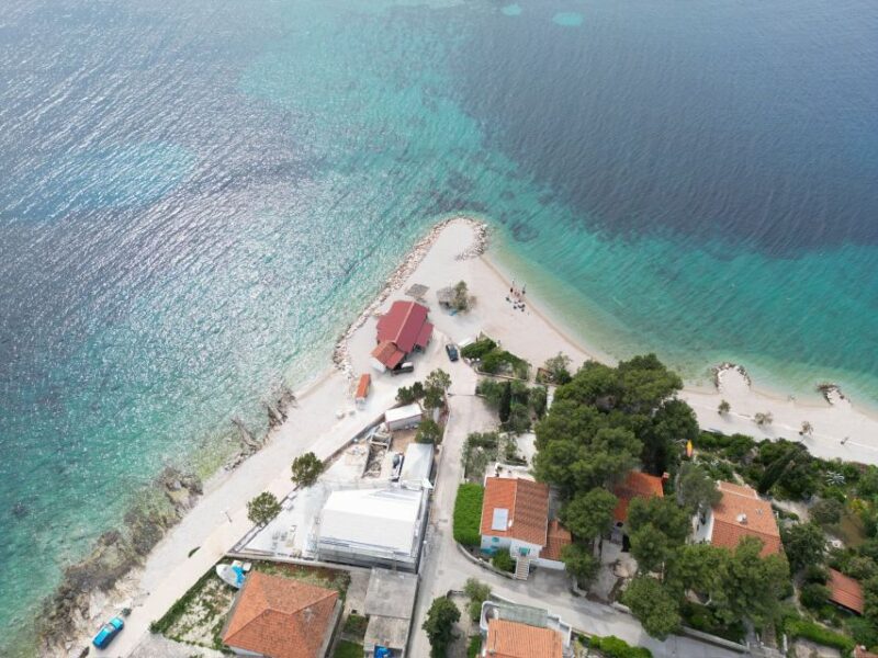 Split: Blue Lagoon, 3 Islands, and Wine Tasting Private Tour - Participant Restrictions