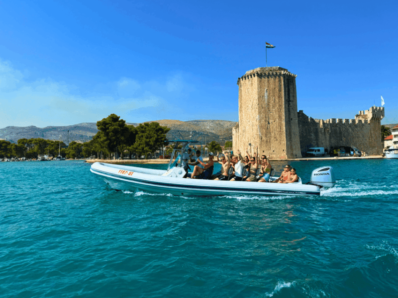 Split: Blue Lagoon & 3 Islands Speedboat Tour - Small Group - Inclusions