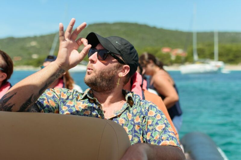Split: Blue Lagoon and 3 Islands Speedboat Tour - Included Features