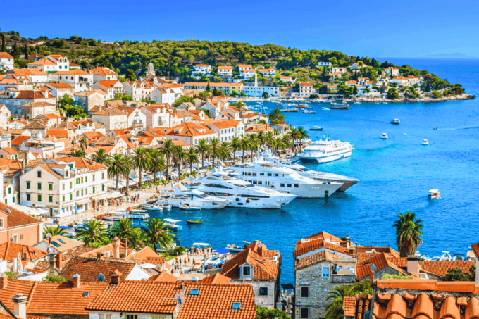 Split: Blue Lagoon, Hvar & 5 Islands - Lunch Included - Speedboat Ride to Hvar Island