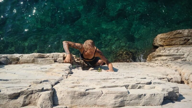 Split: Cliff Jumping & Deep Water Solo Tour - Included in the Package