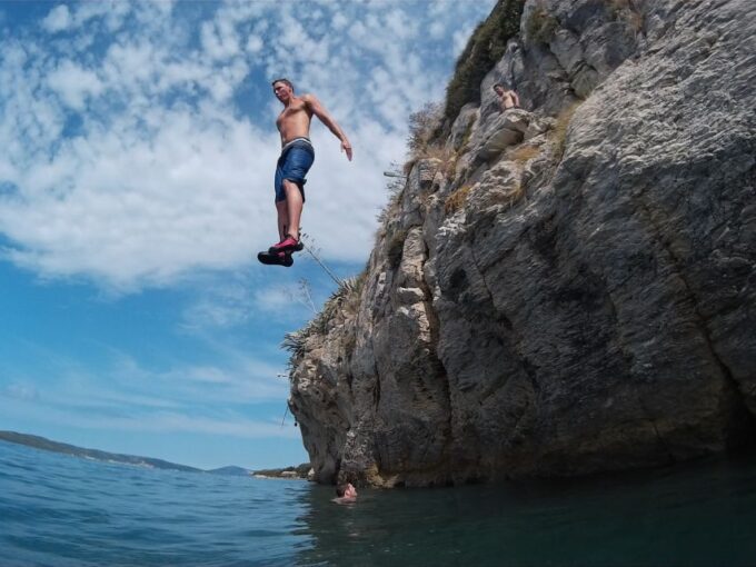 Split: Cliff Jumping & Deep Water Solo Tour - Recommended Gear