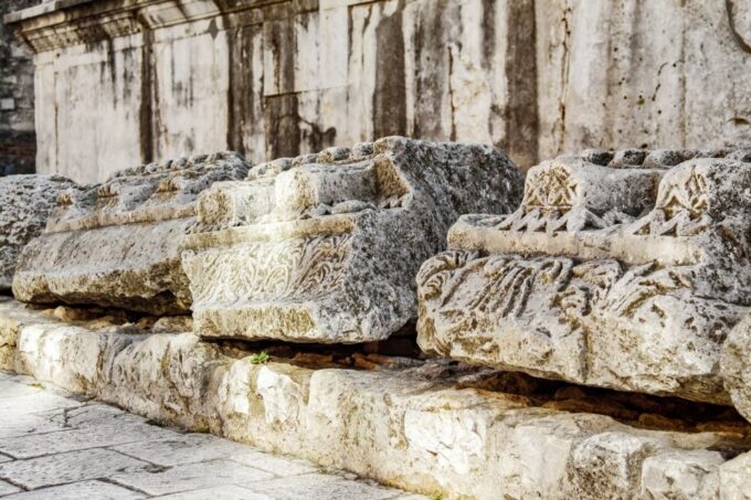 Split Game of Thrones Tour: City of Dragons - Expert-led Guided Tour