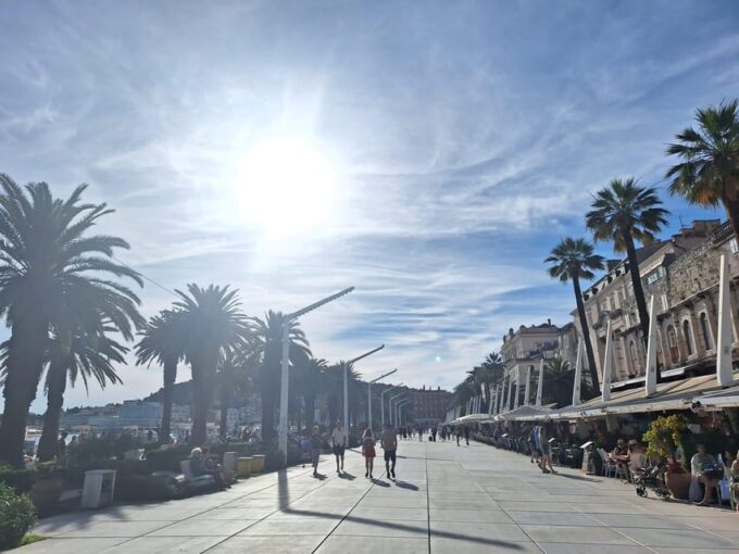 Split: History Walking Tour of the Old Town - Engaging With the Local Guide