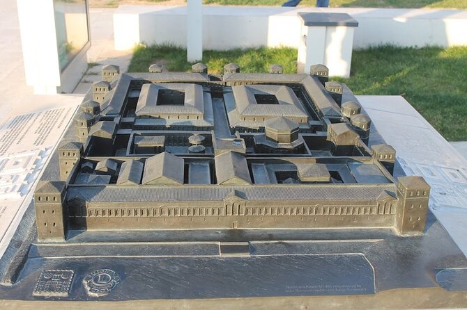 Split Old Town History and Monuments Private Guided Walking Tour - Meeting and Pickup
